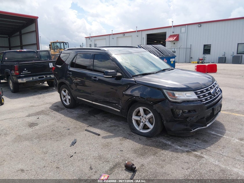 2017 FORD EXPLORER auction photo 1