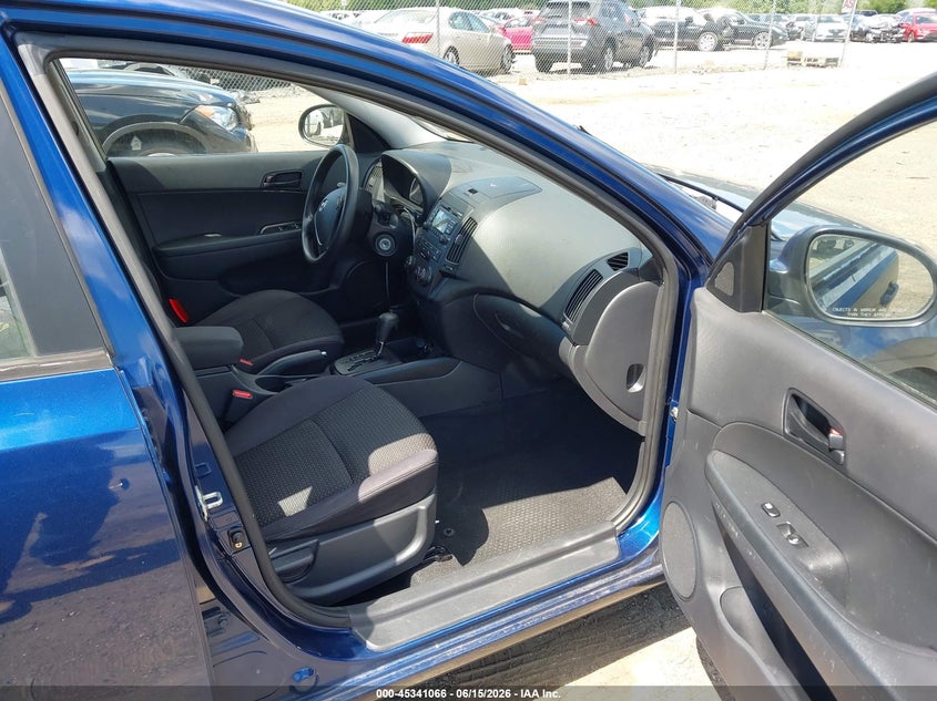 AtlanticExpress - Hyundai Elantra