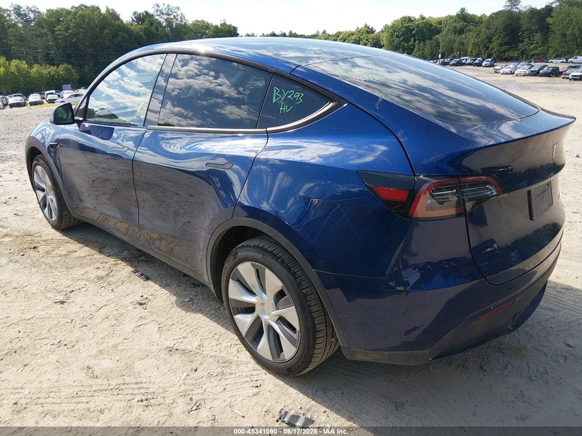 2023 TESLA MODEL Y auction photo 3