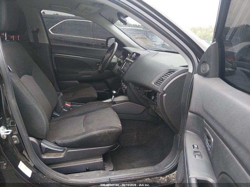 2018 MITSUBISHI OUTLANDER SPORT auction photo 5