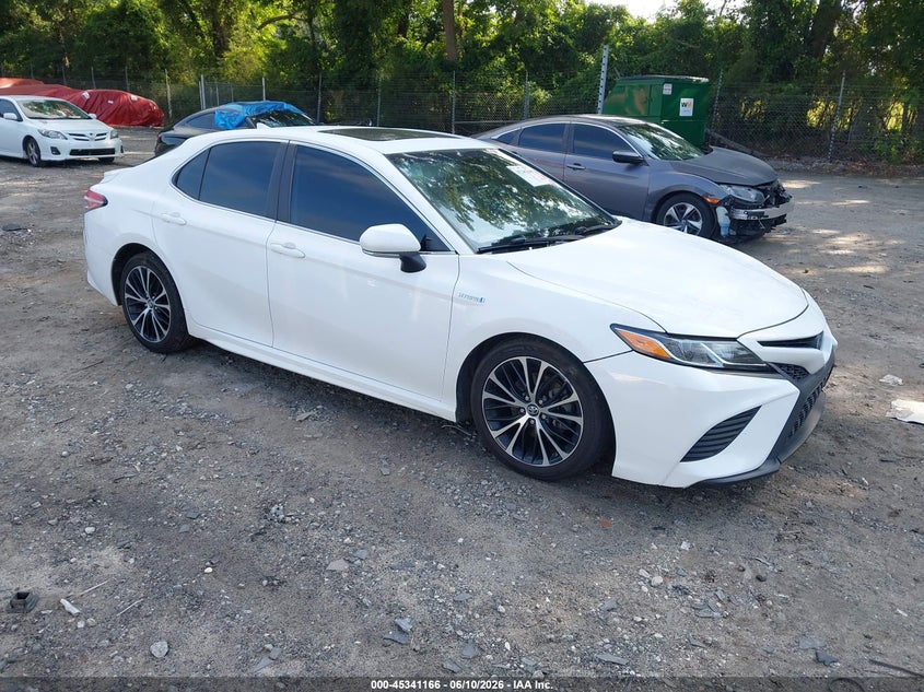 2019 TOYOTA CAMRY HYBRID auction photo 1