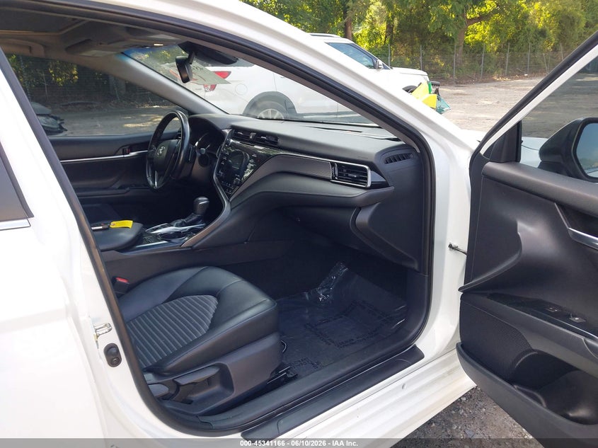 2019 TOYOTA CAMRY HYBRID auction photo 5
