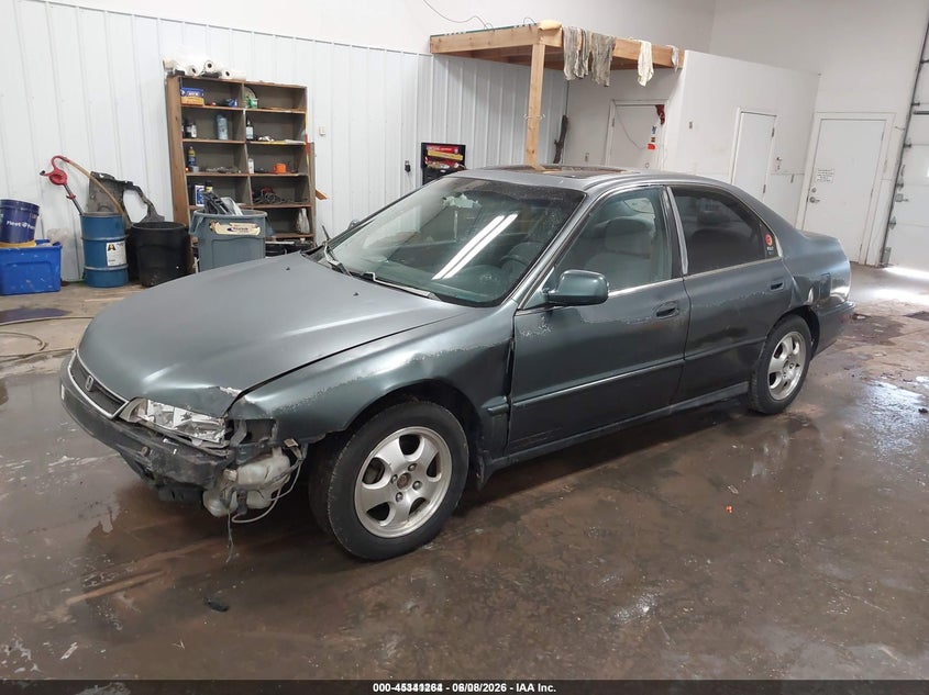 1HGCD5604VA803872 1997 HONDA ACCORD SE photo 1