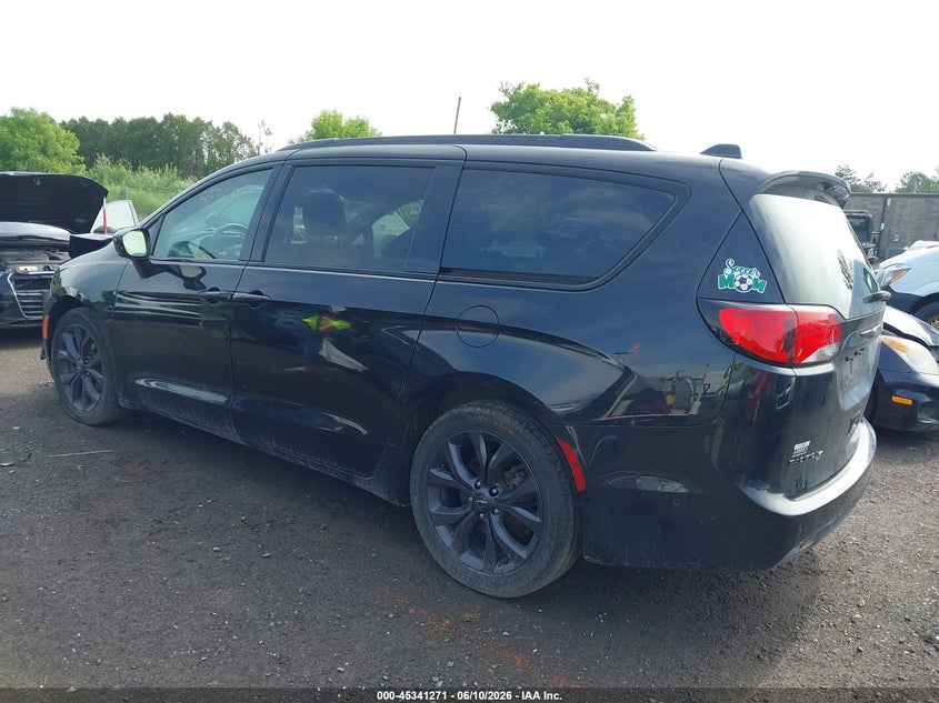 Vin: 2c4rc1eg8kr588815, lot: 45839208, chrysler pacifica touring l plus 20193