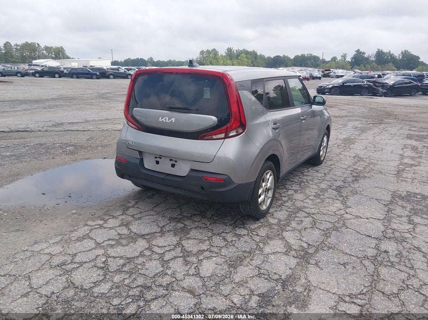 2022 KIA SOUL auction photo 4