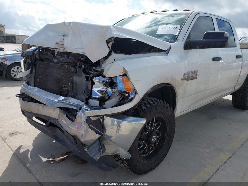 2017 Ram 2500 Tradesman 4X4 6'4 Box VIN: 3C6UR5CL5HG647955 Lot: 45341322