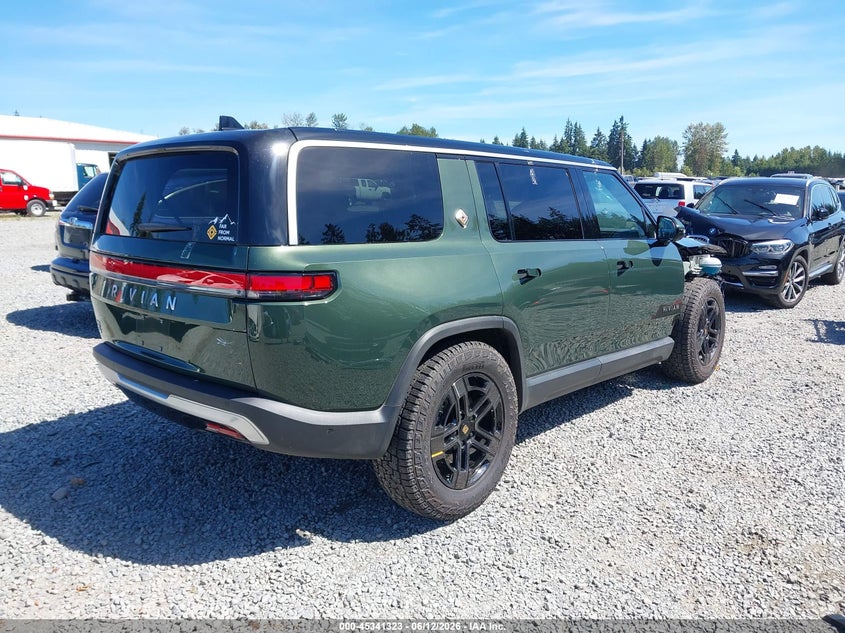 2025 RIVIAN R1S auction photo 4