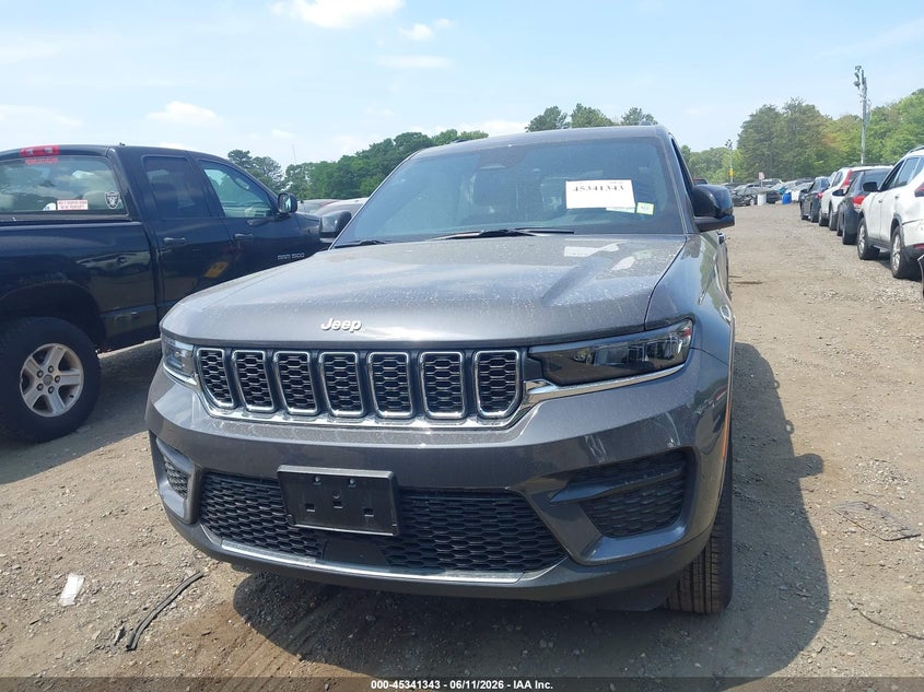 JEEP GRAND CHEROKEE - zdjęcie 12