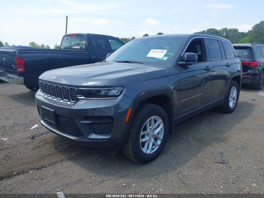 2025 JEEP GRAND CHEROKEE auction photo 2