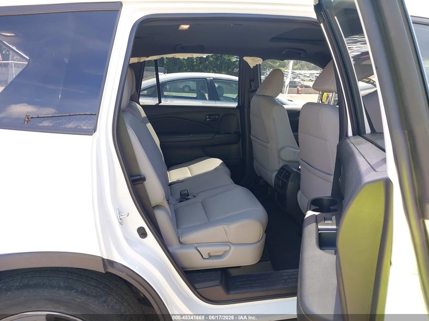 2022 Honda Passport Awd Ex-L VIN: 5FNYF8H55NB018678 Lot: 45341668