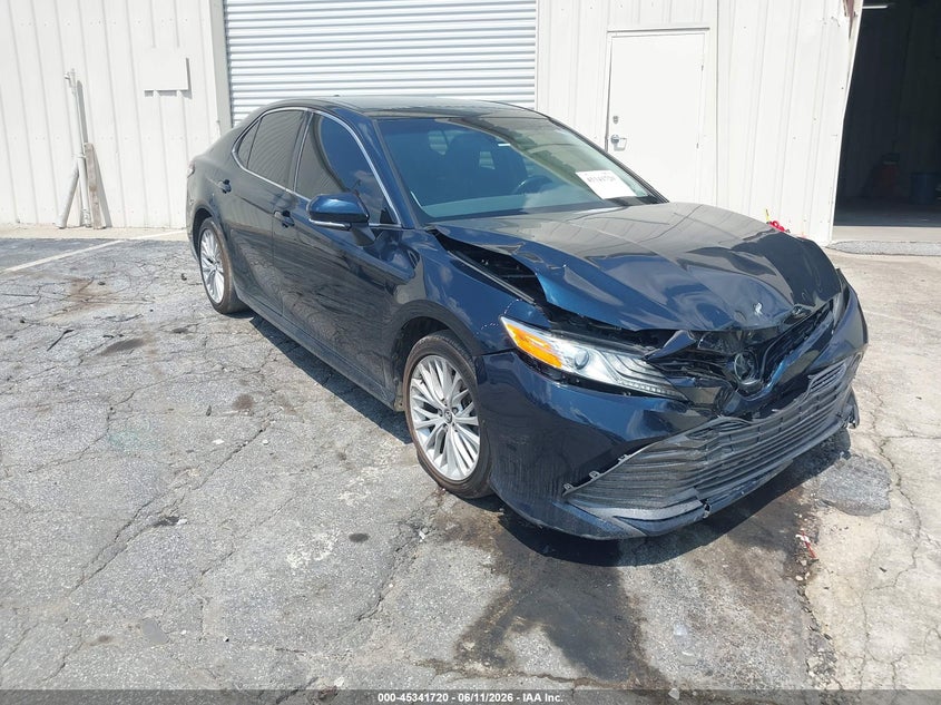 2019 TOYOTA CAMRY auction photo 1