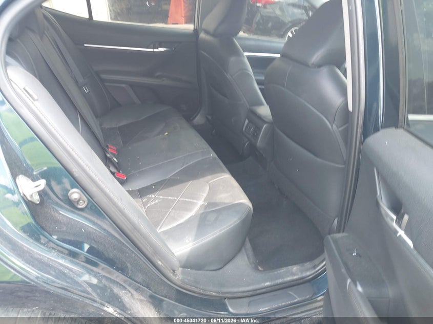 2019 TOYOTA CAMRY auction photo 8