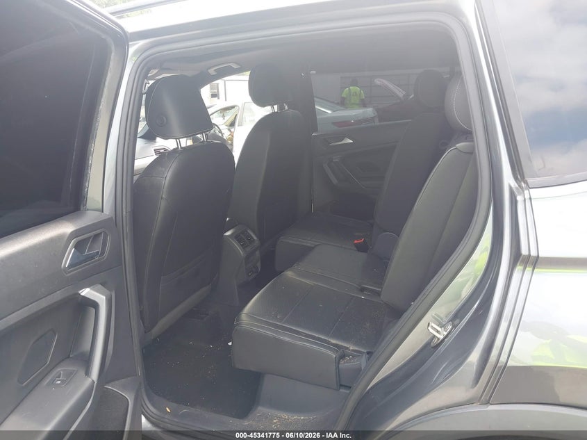 2021 VOLKSWAGEN TIGUAN auction photo 8