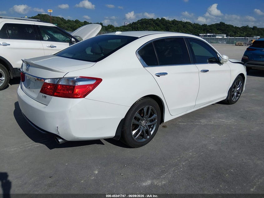 2013 HONDA ACCORD auction photo 4