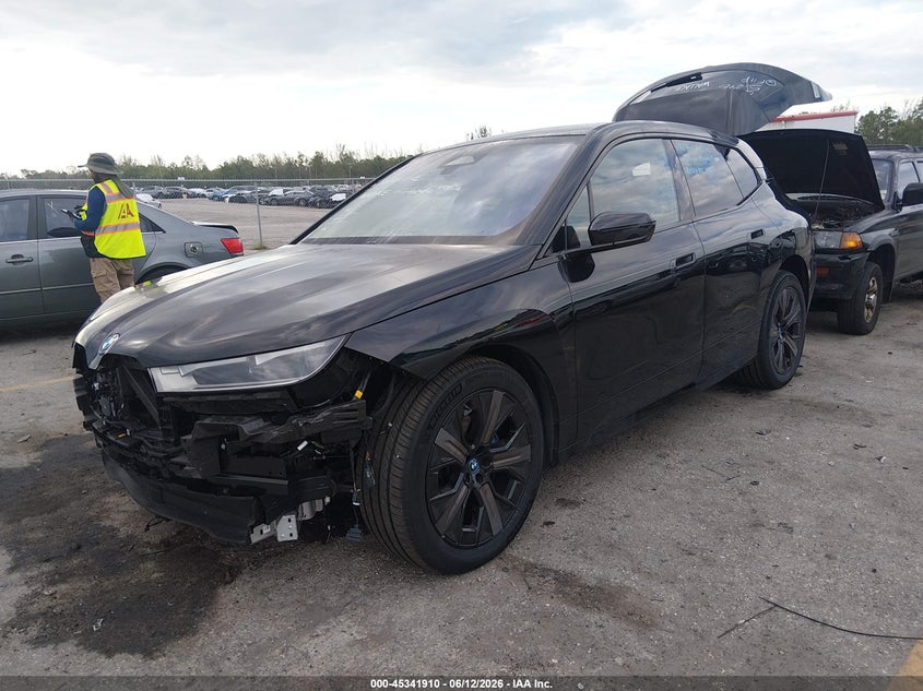Vin: wb523cf06scu18407, lot: 45839846, bmw ix xdrive50 20252