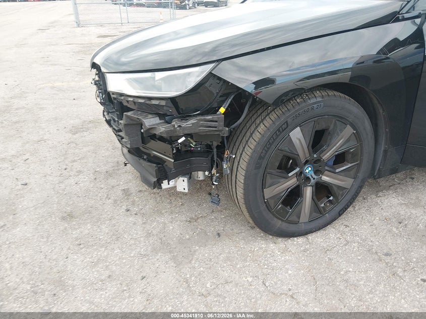2025 BMW Ix xDrive50 VIN: WB523CF06SCU18407 Lot: 45341910