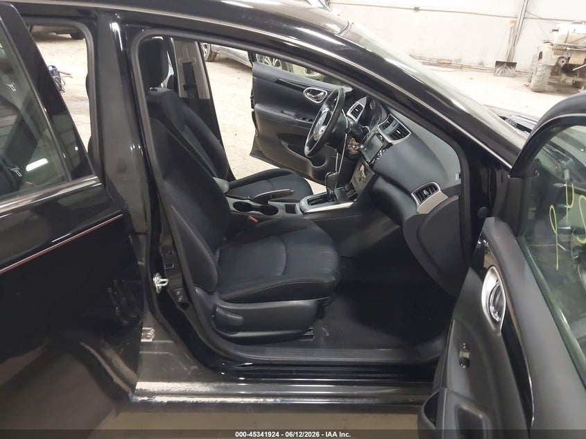 2019 NISSAN SENTRA auction photo 5