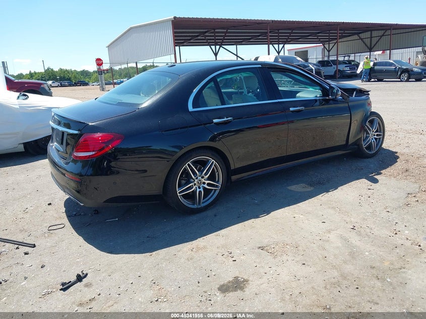 Vin: wddzf4jb4ja340699, lot: 45839892, mercedes-benz e 300 20184