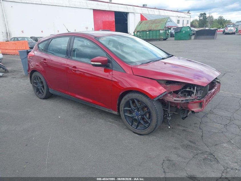 Vin: 1fadp3k24gl247310, lot: 45839932, ford focus se 2016 img_1