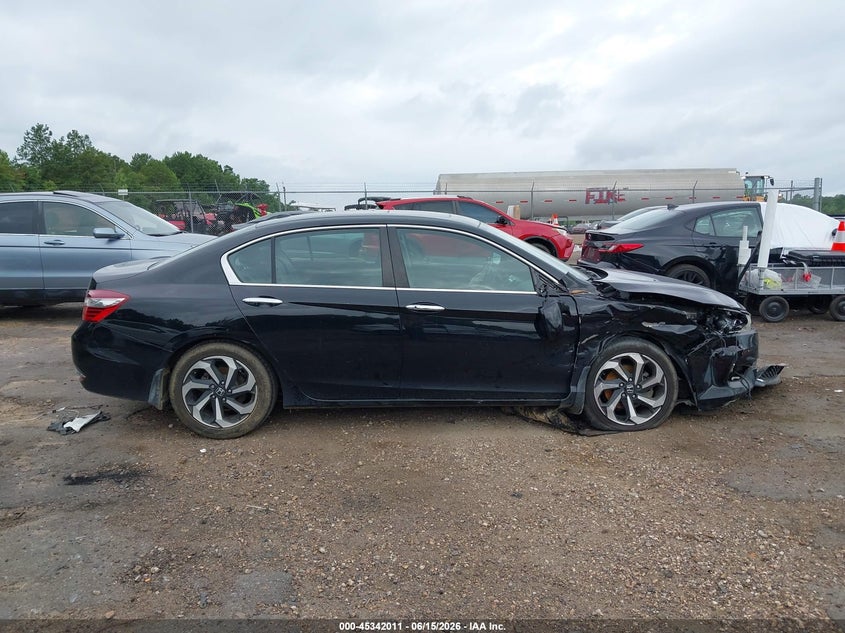 2017 HONDA ACCORD EX-L — Фото 14