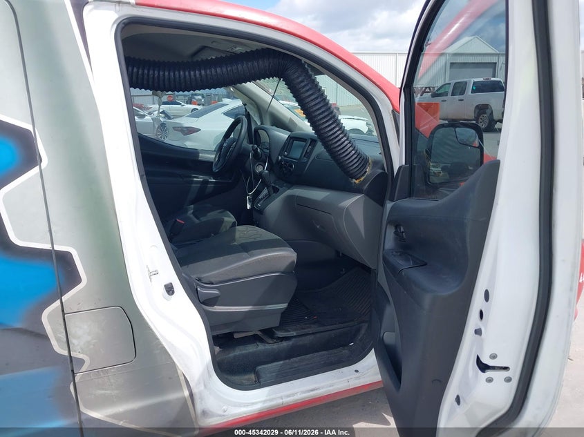 2021 NISSAN NV200  CARGO auction photo 5