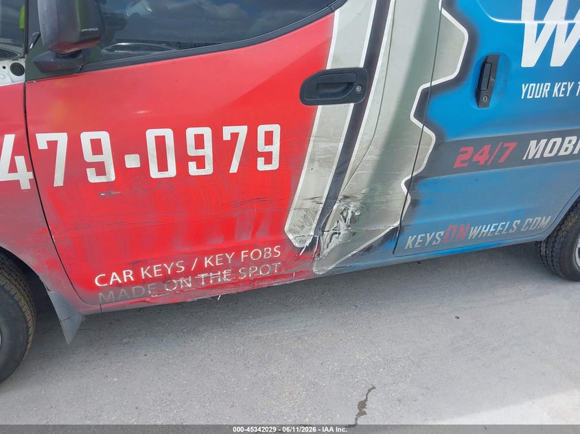 2021 NISSAN NV200  CARGO auction photo 6
