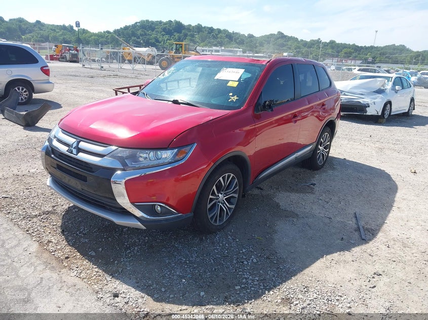 2018 MITSUBISHI OUTLANDER auction photo 2