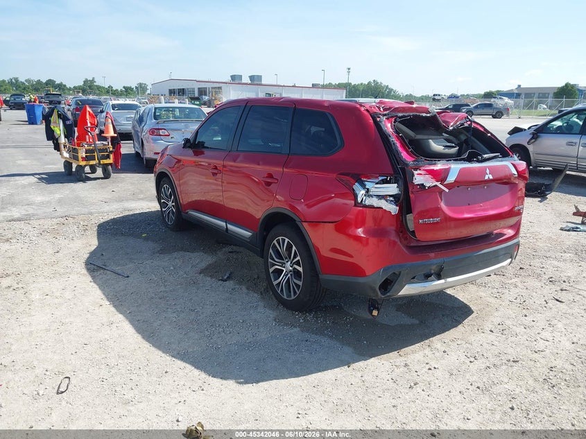 2018 MITSUBISHI OUTLANDER auction photo 3