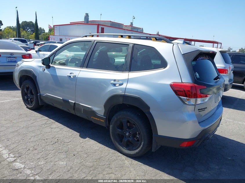 Vin: jf2skamcxph488495, lot: 45840079, subaru forester wilderness 20233
