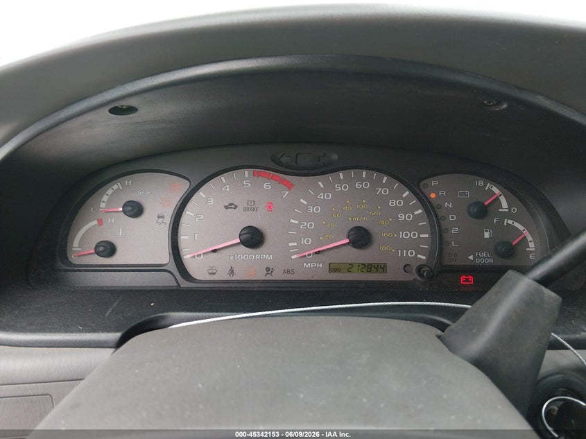 2004 TOYOTA SEQUOIA SPORT UTILITY VEHICLE 4.7L V-8 DOHC, 240HP