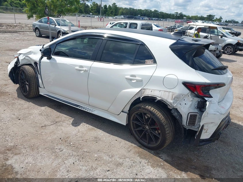 2024 TOYOTA GR COROLLA auction photo 3