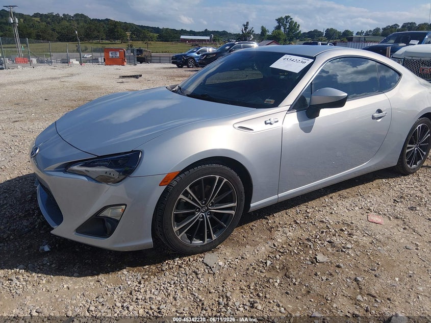 Vin: jf1znaa11d2733096, lot: 45840166, scion fr-s 10 series 20132