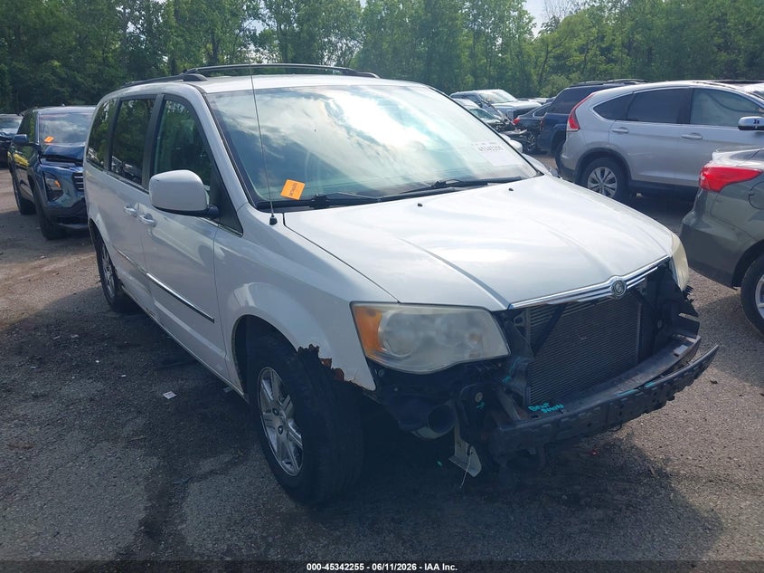 2010 Chrysler Town & Country Touring