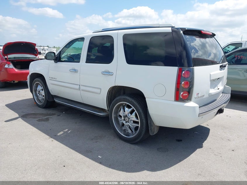 2007 GMC YUKON DENALI auction photo 3