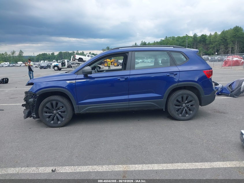 2022 Volkswagen Taos 1.5T S VIN: 3VVDX7B27NM008509 Lot: 45342385