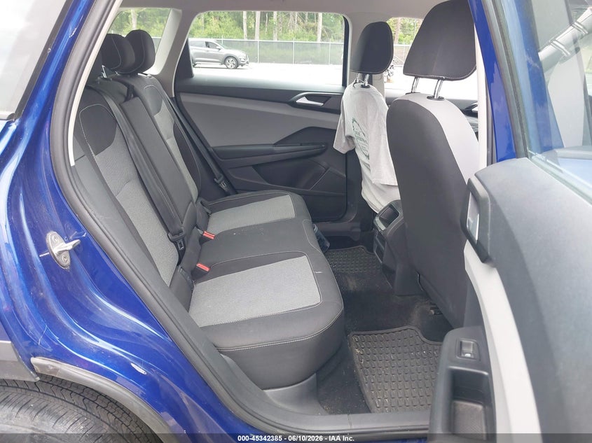 2022 Volkswagen Taos 1.5T S VIN: 3VVDX7B27NM008509 Lot: 45342385