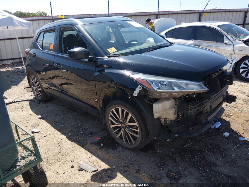 2021 NISSAN KICKS auction photo 1