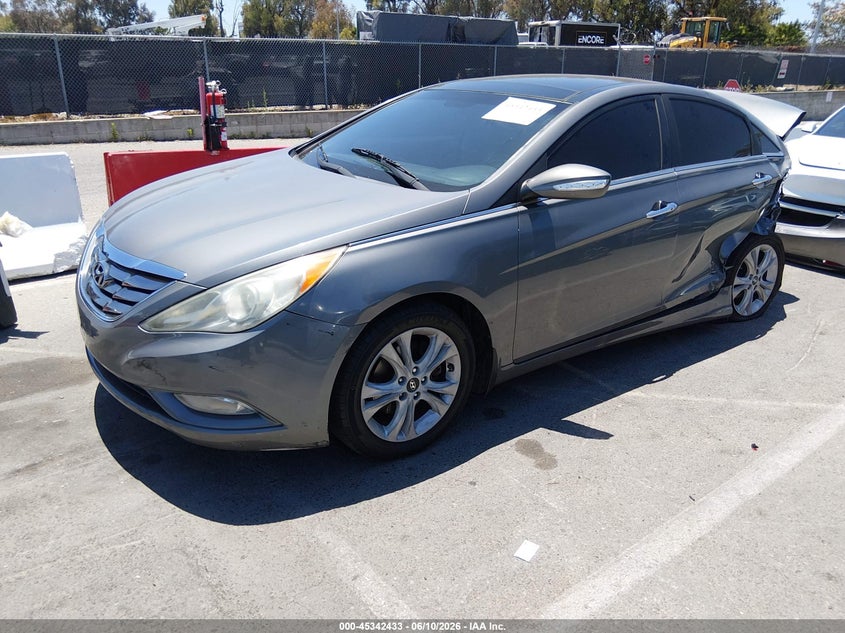 2013 HYUNDAI SONATA auction photo 2