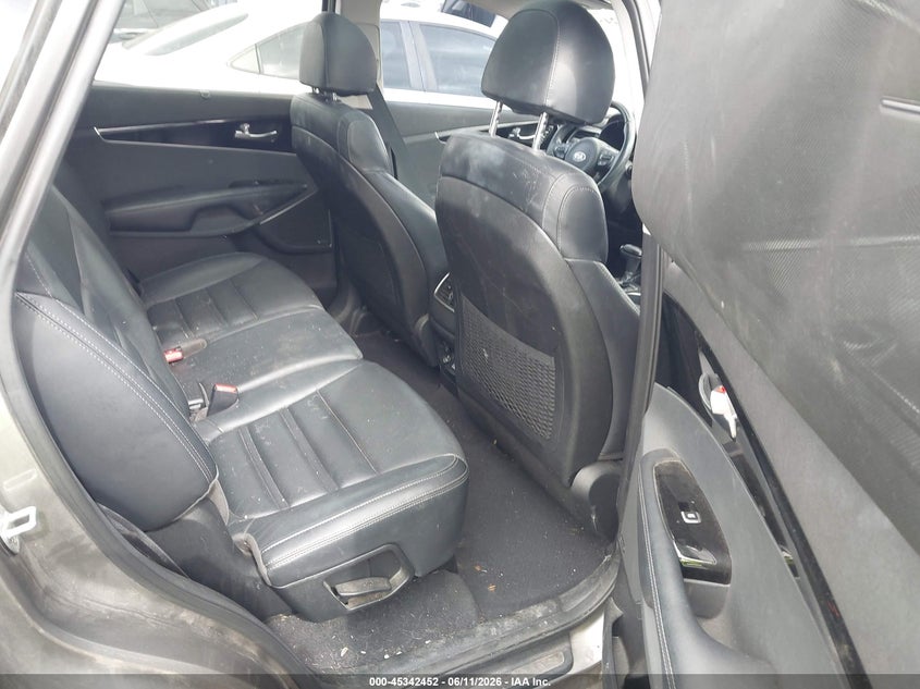 2018 KIA SORENTO auction photo 8