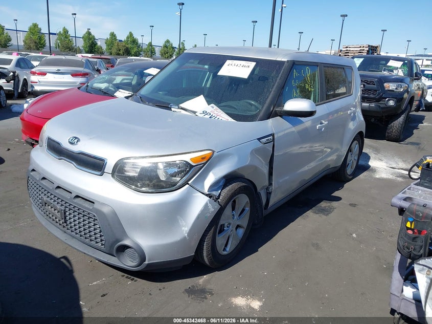 2016 Kia Soul KNDJN2A27G7858813 photo 1
