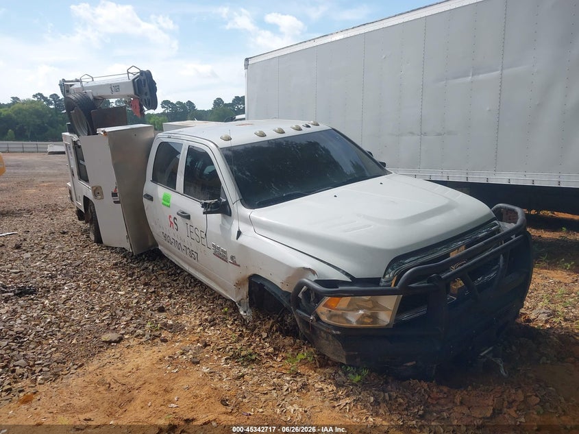 2017 RAM 5500 CHASSIS auction photo 1