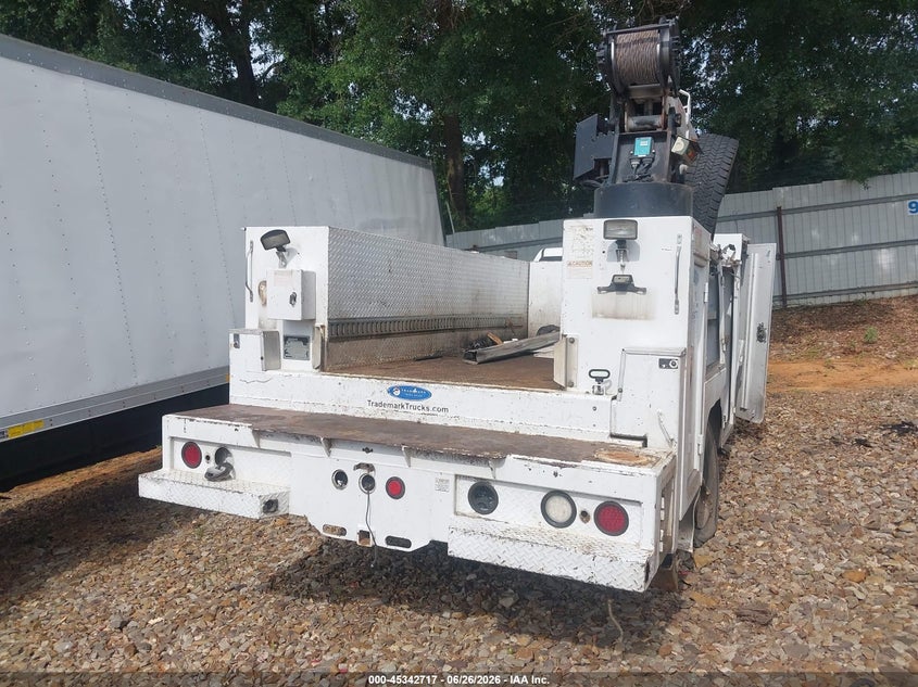 2017 RAM 5500 CHASSIS auction photo 4