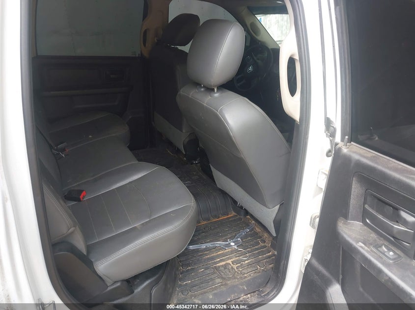 2017 RAM 5500 CHASSIS auction photo 7