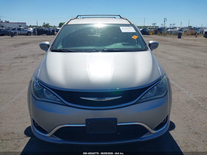 2017 Chrysler Pacifica Touring-L VIN: 2C4RC1BG3HR540541 Lot: 45342779