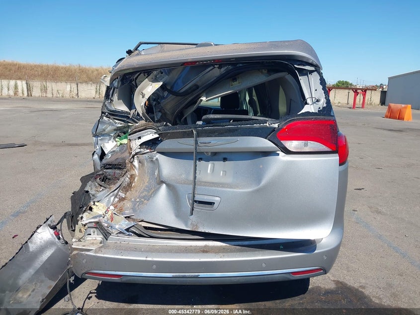 2017 Chrysler Pacifica Touring-L VIN: 2C4RC1BG3HR540541 Lot: 45342779