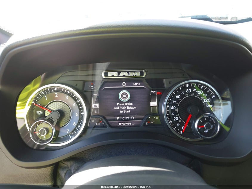 2020 RAM 1500 auction photo 7
