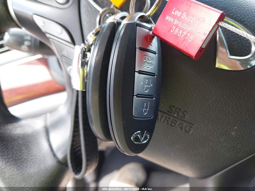 2015 Infiniti Q70 3.7X VIN: JN1BY1AR0FM561050 Lot: 45342823