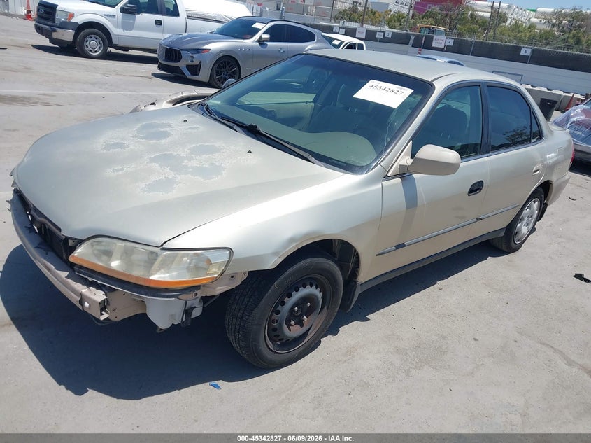 JHMCG6652YC003151 2000 HONDA ACCORD 2.3 LX photo 1