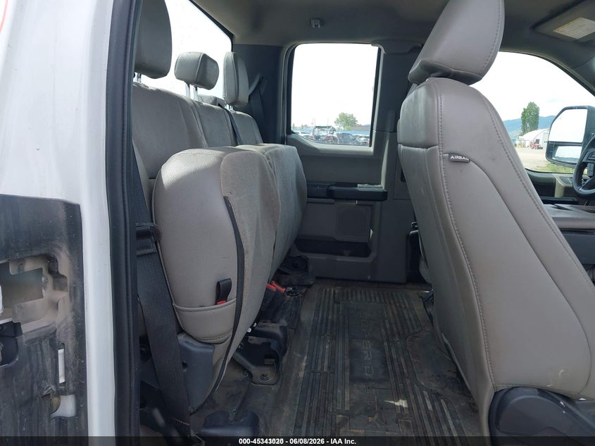 2022 FORD F-350 auction photo 8
