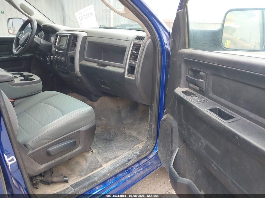 2016 RAM 1500 auction photo 5